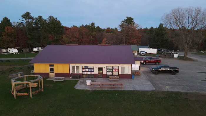 Doc's Bunkhouse Picture 6