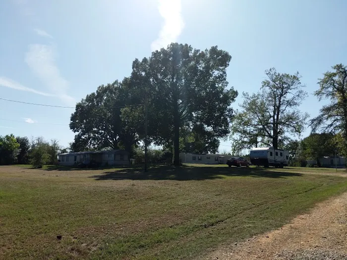George Thomas Estate RV/MH Park (Office) Picture 4