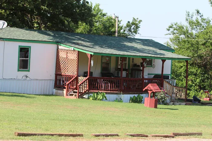 Pine country living mobile home park Picture 3