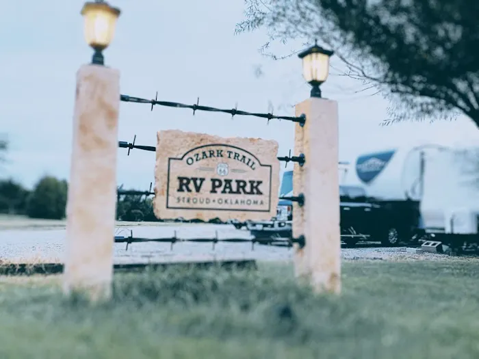 Ozark Trail RV Park Picture 6