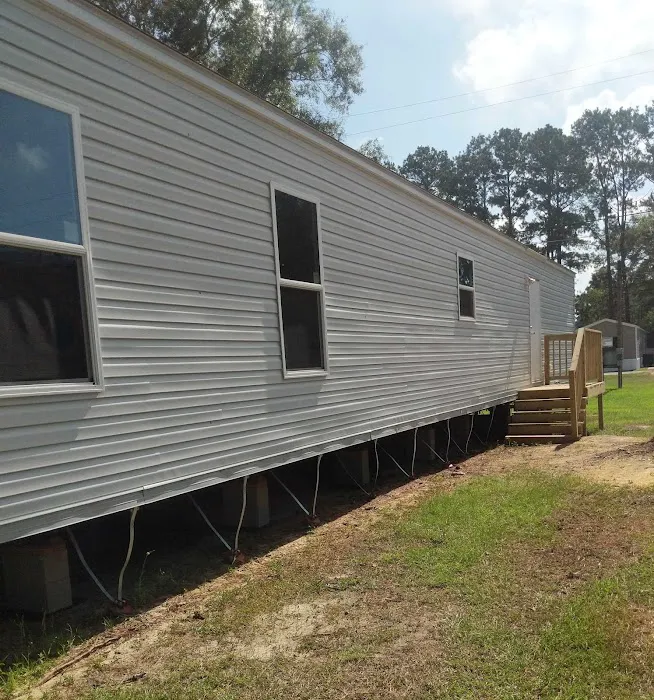 Satsuma Heights Mobile Home Park Picture 1