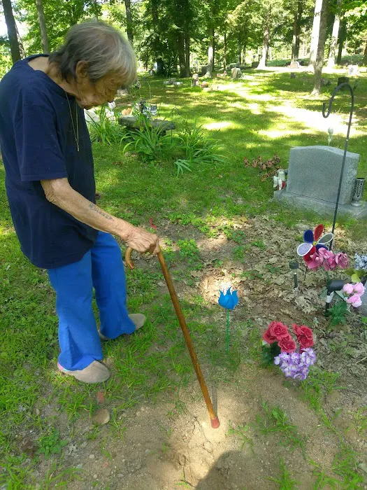 Many Trails Campground Picture 4