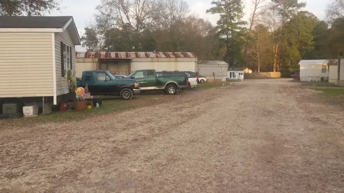 Denham Springs Mobile Home Park Picture 7
