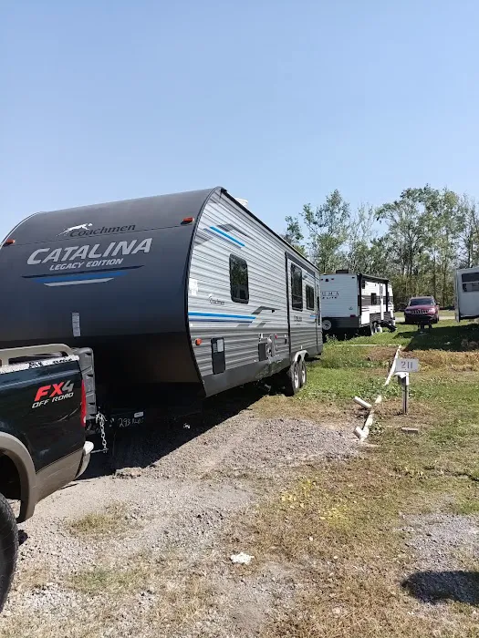 R & S Mobile Home & RV Park Picture 6