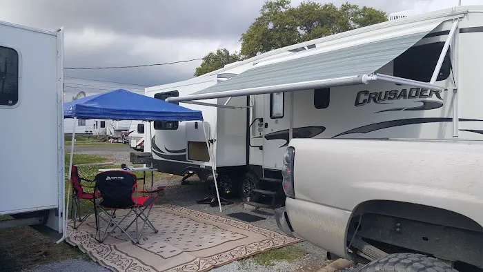 LaPlace Trailer & RV Park LLC Picture 9