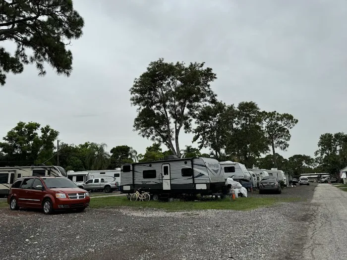 Twin Rivers RV & Mobile Home Park Picture 8