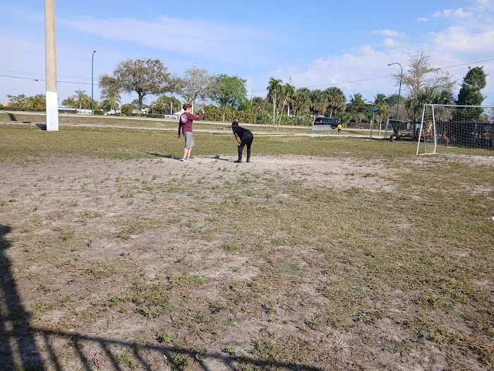 Hobe Sound Mobile Home Park 77 Picture 6