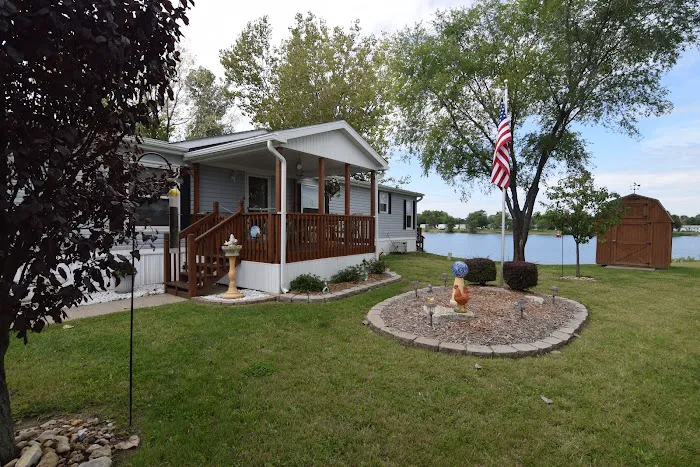 Mallard Lake Manufactured Home Community Picture 1