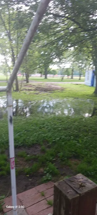 University Flats Mobile Home Park Picture 4