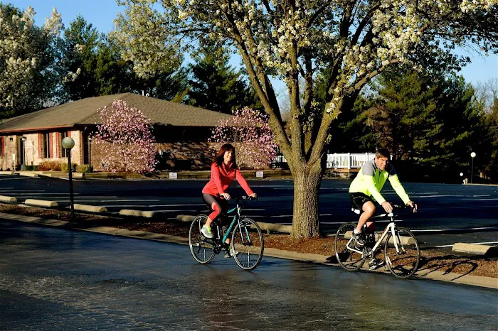 McDonald Mobile Homes & Country Meadows Communities Picture 4