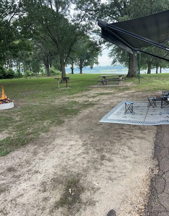Oak Grove COE campground Picture 1