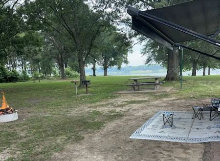 Oak Grove COE campground