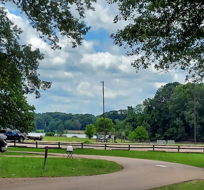 Oak Grove COE campground Picture 7