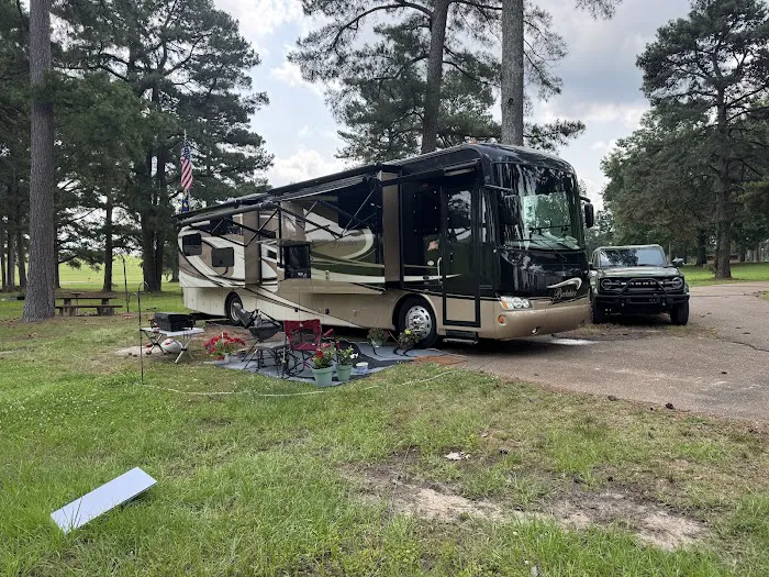 Oak Grove COE campground Picture 10