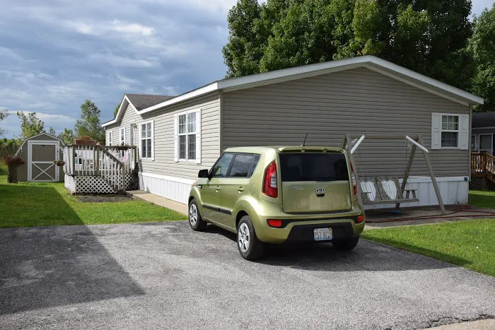Castle Acres Manufactured Home Community Picture 5