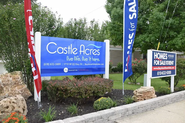 Castle Acres Manufactured Home Community Picture 8