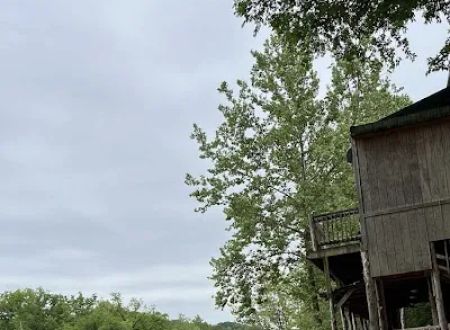 Apple Jack's 21 Cabins RV Campground
