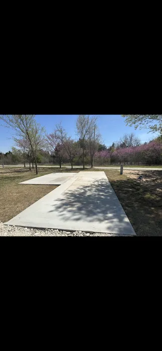 Sandy Point RV Park Picture 6