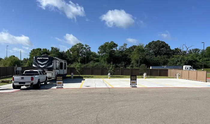 Love's RV Hookup Picture 1