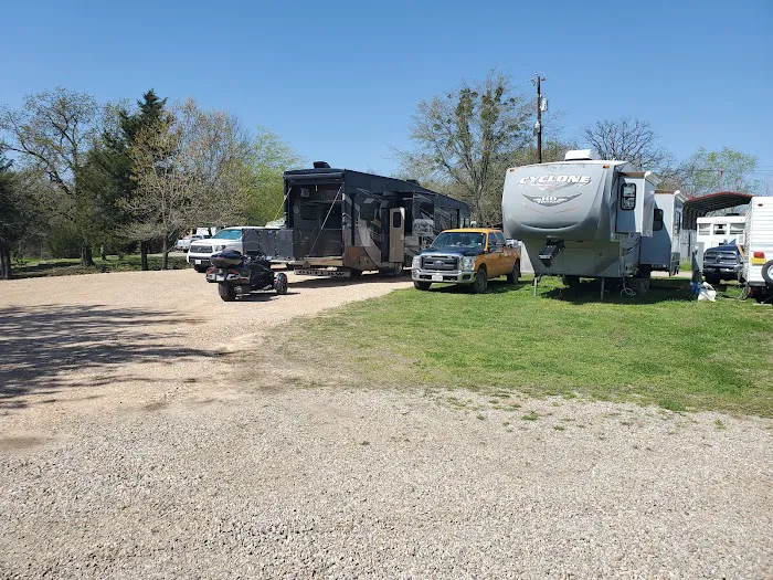 Shady Lake RV Park Picture 8