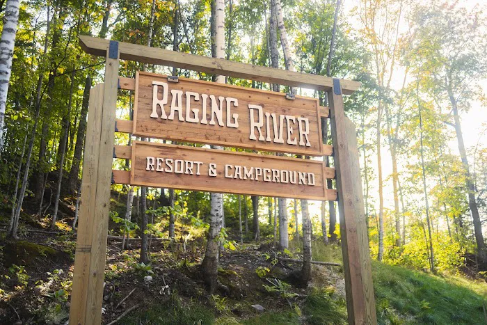 Raging River Resort Picture 2