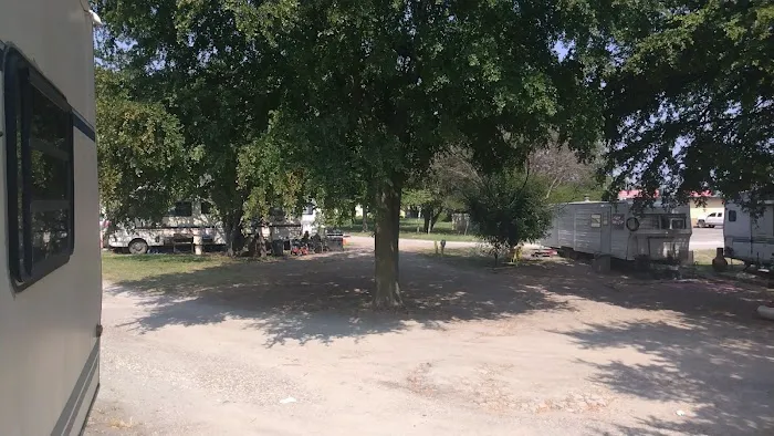Oasis RV Park Picture 4