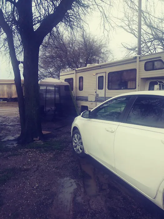 Oasis RV Park Picture 1