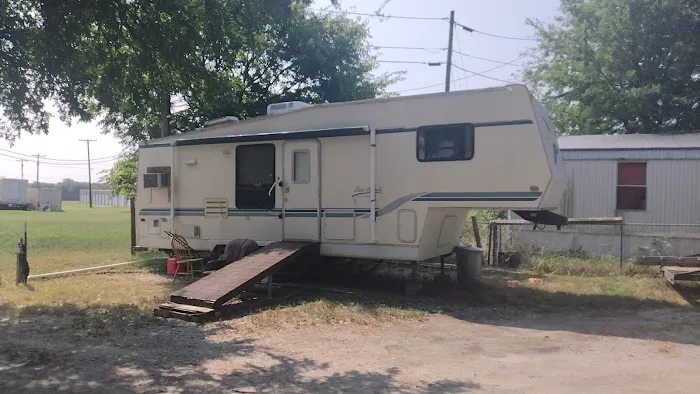Oasis RV Park Picture 7