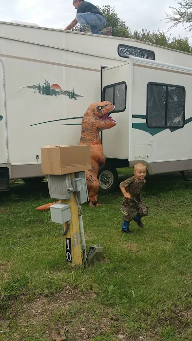 Oasis RV Park Picture 8