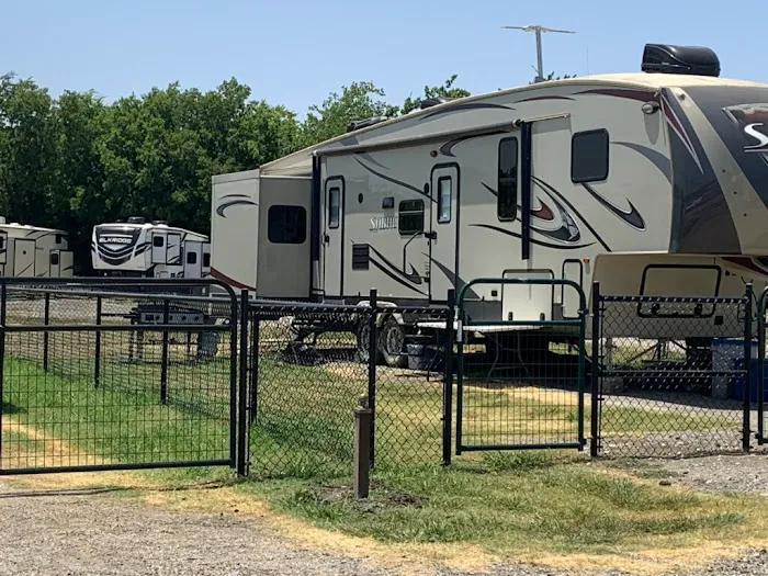 Tall Texan RV Park Picture 8
