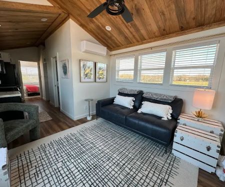 The Oaks on 37 Tiny Homes & RV Resort