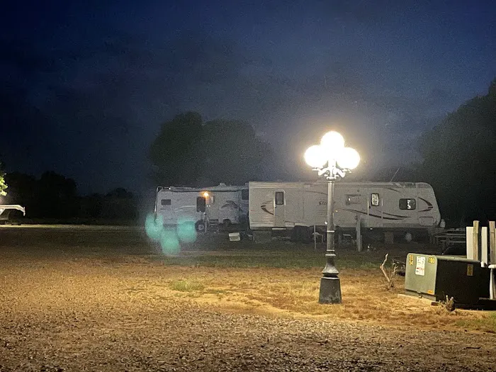 Still Meadow RV Park Picture 4