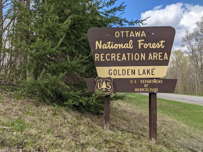 Golden Lake Campground Picture 5