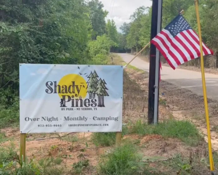 Shady Pines RV Park Picture 8