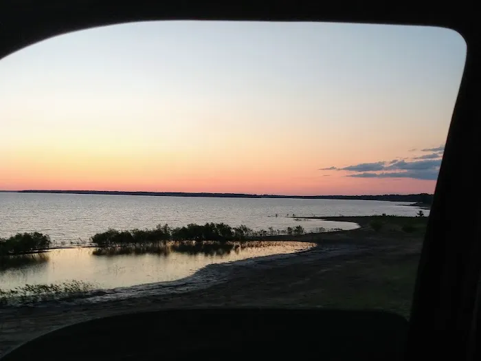 Island View Campground Picture 10