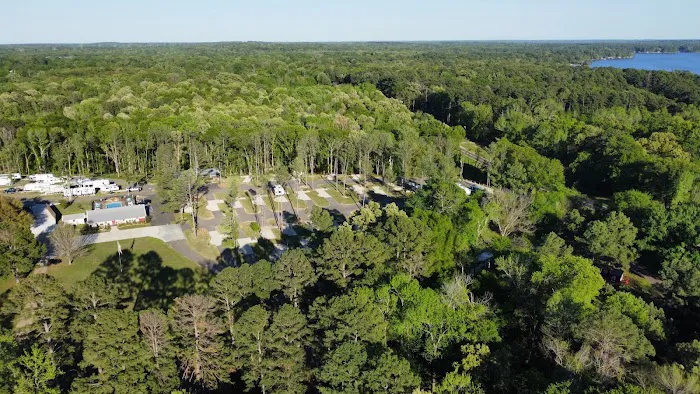 The Pines RV & Cabin Resort Picture 3
