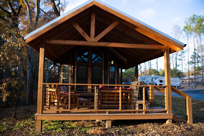The Pines RV & Cabin Resort Picture 7
