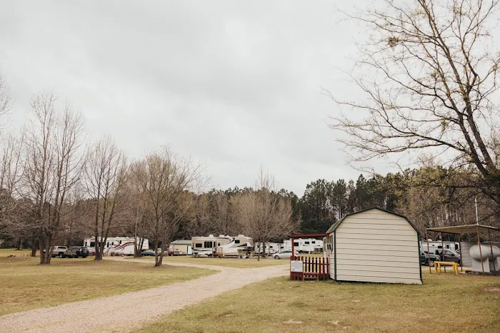 G & K RV Park Picture 9