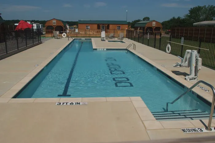 Do Drop Inn RV Resort and Cabins Picture 3