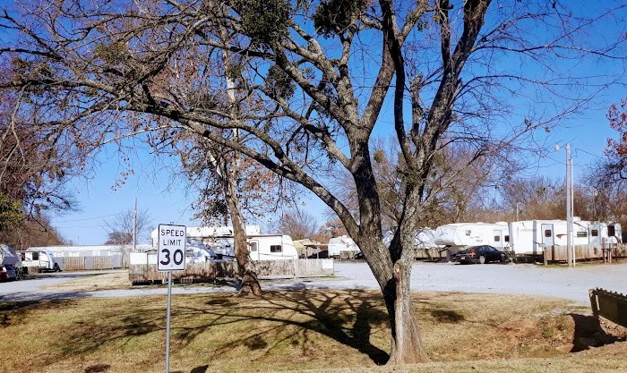 Colbert RV Park Picture 3