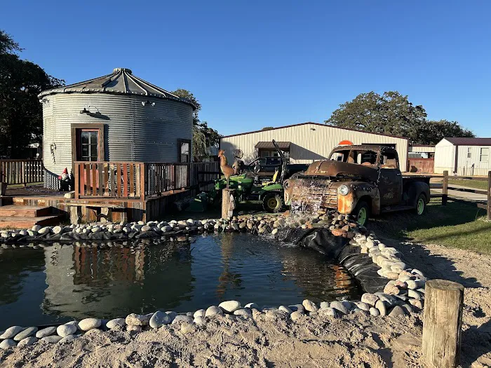 Rooster Ranch Rentals and RV Park Picture 1