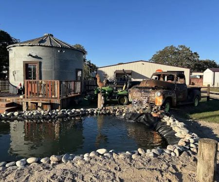 Rooster Ranch Rentals and RV Park