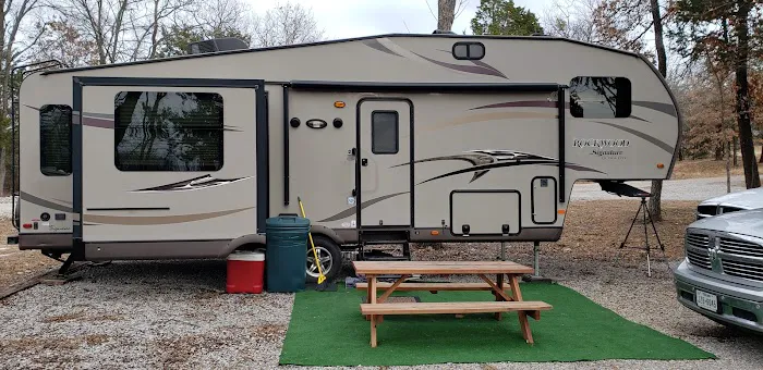 Shady Grove RV Park Picture 3