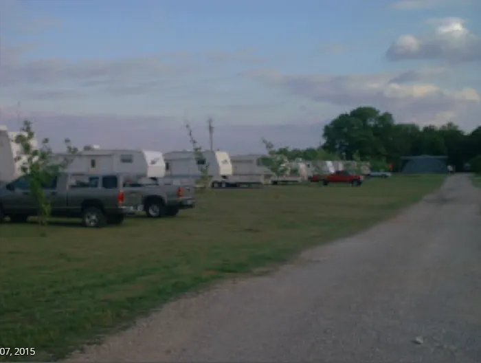 THREE PINES RV PARK Picture 6