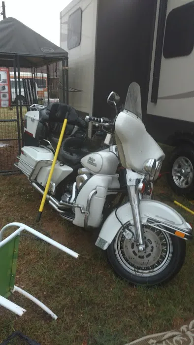 THREE PINES RV PARK Picture 7