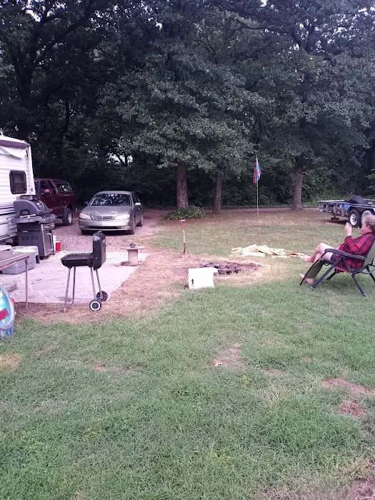 THREE PINES RV PARK Picture 9