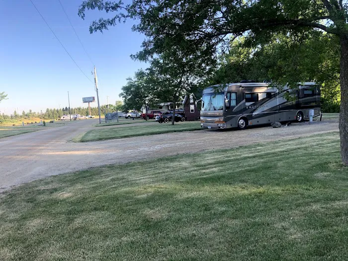 Green Acres RV Park Picture 8