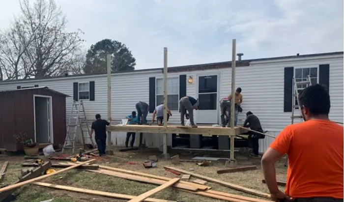 Pine Springs Mobile Home Park Picture 4