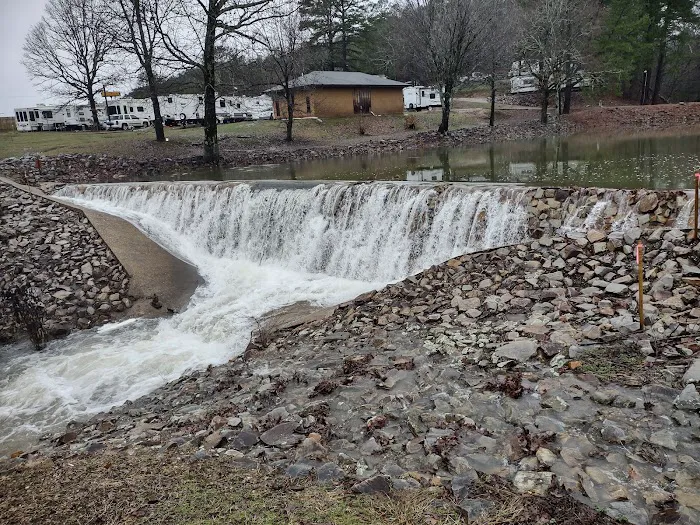Mill Pond Village Mobile Home & R.V. Park Picture 4