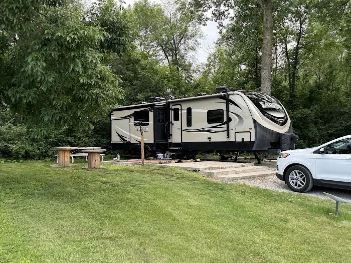 Camp At the Woods (Open Year Around) Picture 1